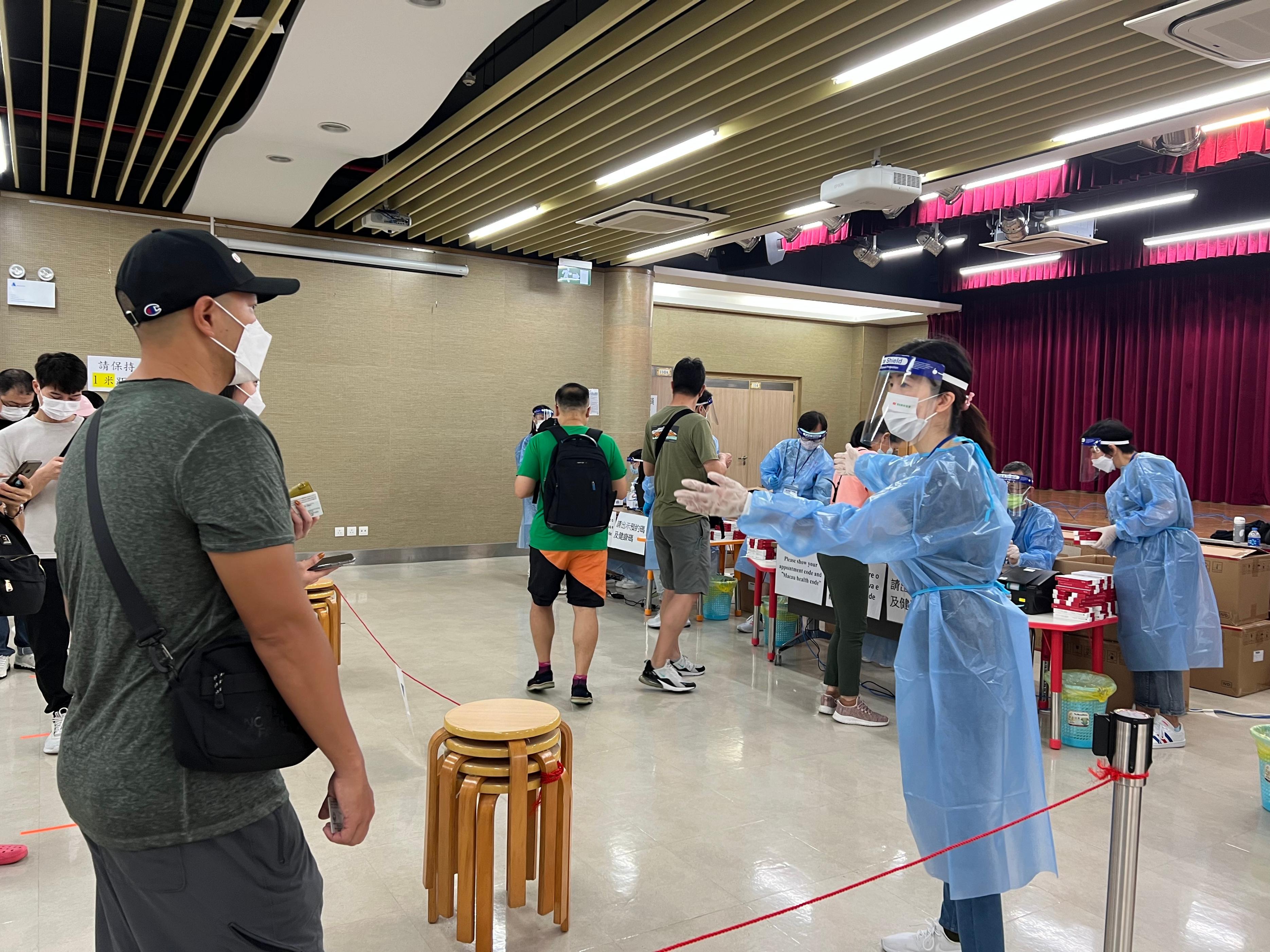 澳门水果奶奶--精选解释解析落实,澳门水果奶奶，精选、解释、解析与落实